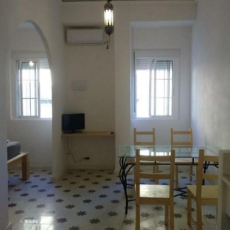 Azafran Jerez Apartamentos جيريز المظهر الخارجي الصورة