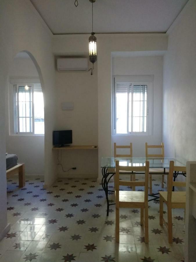 Azafran Jerez Apartamentos جيريز المظهر الخارجي الصورة